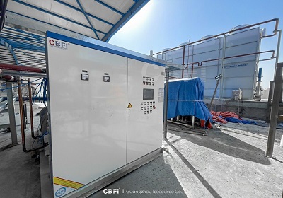 Étude de cas sur l'installation et la mise en service d'une machine à blocs de glace CBFI